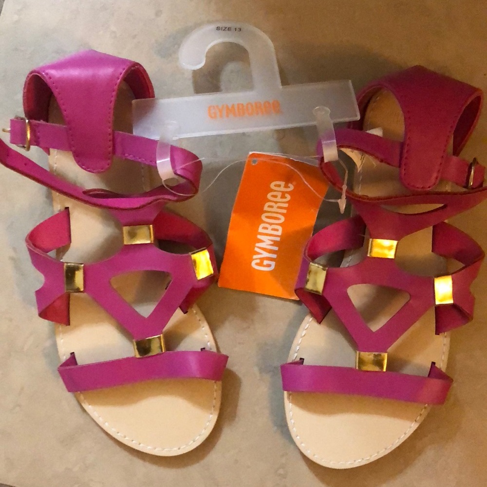 Girl pink sandals